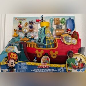 Disney Junior Mickey Treasure Adventure Pirate Ship set